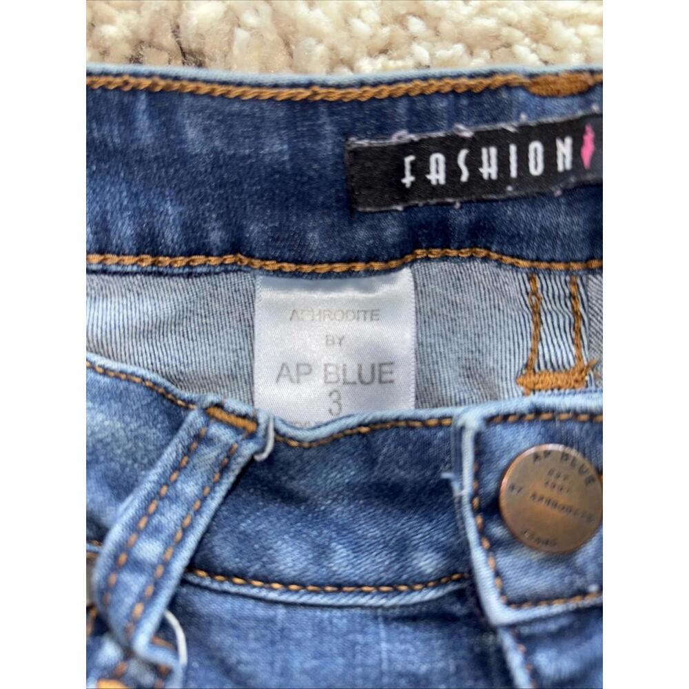 Fashion Nova Dark Wash Distressed Raw Hem Skinny Jeans Size 3 - Picture 5 of 5